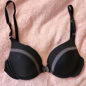 Lily of France Bra. 34B padded push up